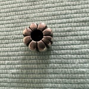 Pandora flower charm